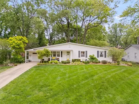 5909 Goddard St, Shawnee, KS 66203