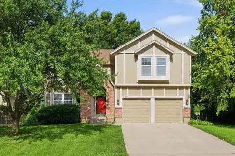 12160 S Alcan St, Olathe, KS 66062