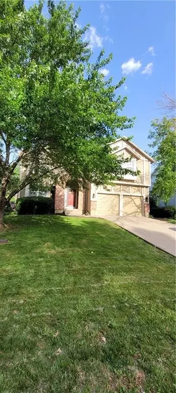 12160 S Alcan St, Olathe, KS 66062