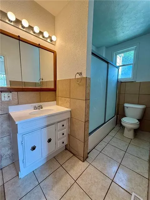 Bath - 219 N Tower St, Nevada, MO 64772 photo 1 of 3