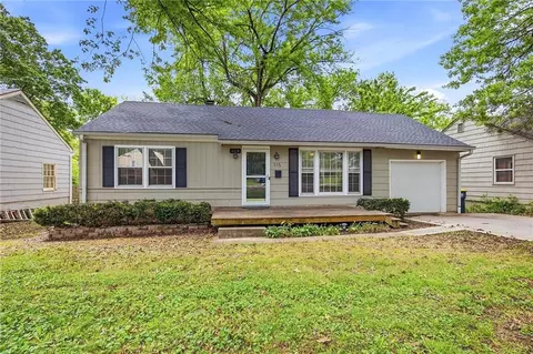115 W 89th St, Kansas City, MO 64113