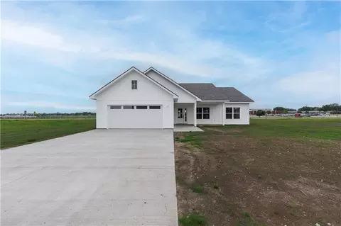 617 Catalpa St, Independence, KS 67301