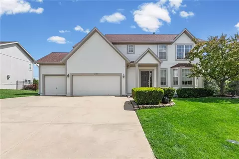 2183 W Elm St, Olathe, KS 66061