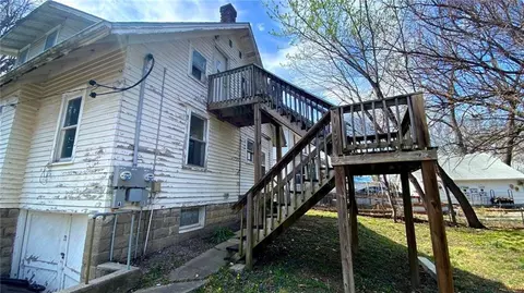 Exterior - 309 E Culton St, Warrensburg, MO 64093 photo 2 of 2