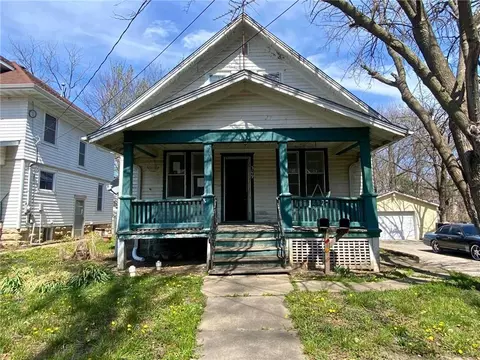 309 E Culton St, Warrensburg, MO 64093