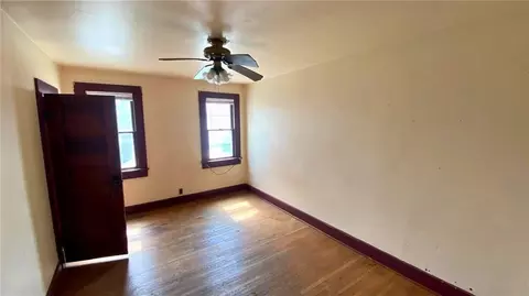 Bedroom - 309 E Culton St, Warrensburg, MO 64093 photo 3 of 4