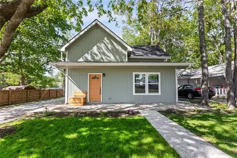 213 Red Jacket St, Ottawa, KS 66067
