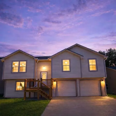 tbd NE White Oaks Ln, Oak Grove, MO 64075