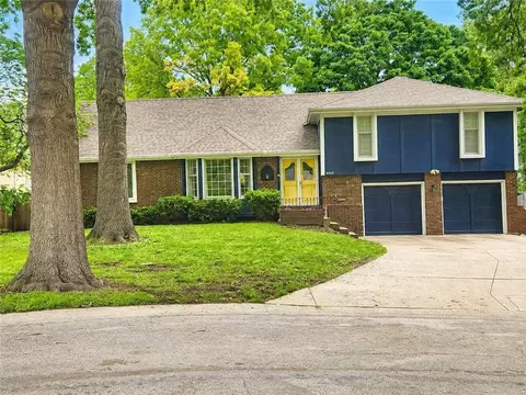 8845 Nall Ave, Overland Park, KS 66207