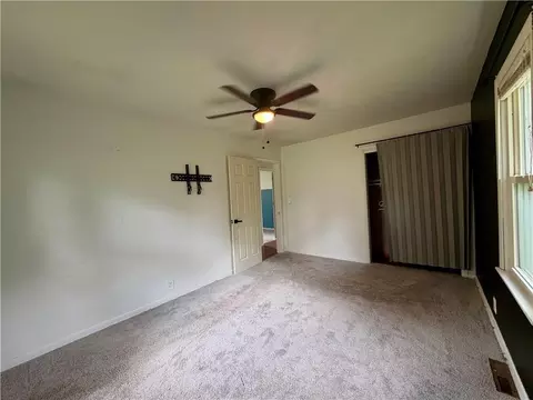 Bedroom - 205 Hostetter St, Buckner, MO 64016 photo 6 of 11