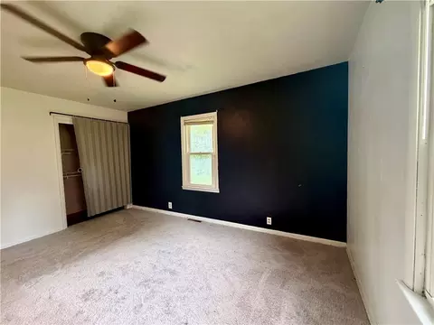 Bedroom - 205 Hostetter St, Buckner, MO 64016 photo 4 of 11