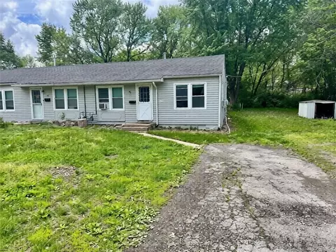 111 S Annie St, Olathe, KS 66061