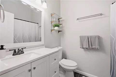 Bath - 312 SE Onyx Dr, Lees Summit, MO 64063 photo 2 of 3