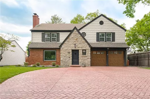 6110 Ward Pkwy, Kansas City, MO 64113