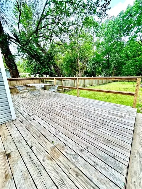 Exterior - 314 E Vernon St, Nevada, MO 64772 photo 5 of 7