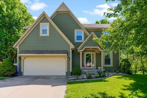 13975 W 143 Ct, Olathe, KS 66062