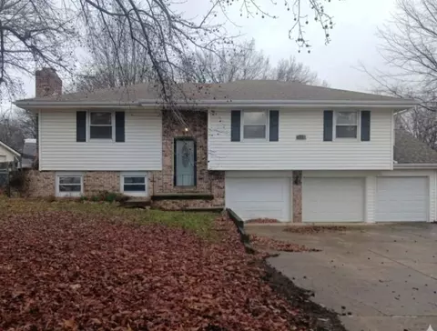 807 Melrose St, Liberty, MO 64068