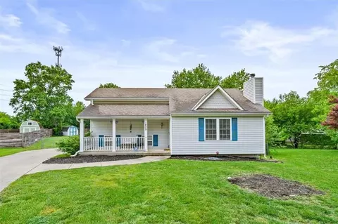 409 Autumn Ct, Belton, MO 64012