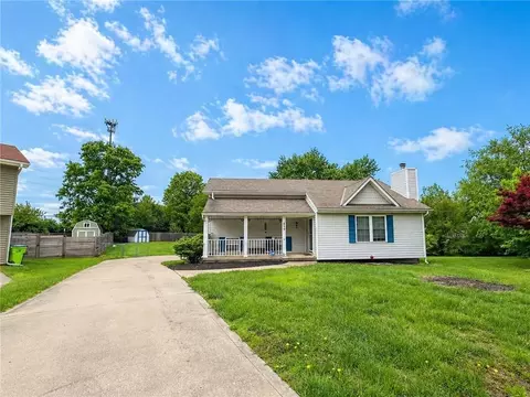 409 Autumn Ct, Belton, MO 64012