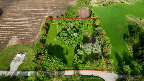 30810 235th St, Easton, KS 66020