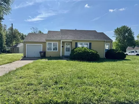 405 10 Th Ter, Warrensburg, MO 64093
