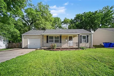 11522 W 70th St, Shawnee, KS 66203