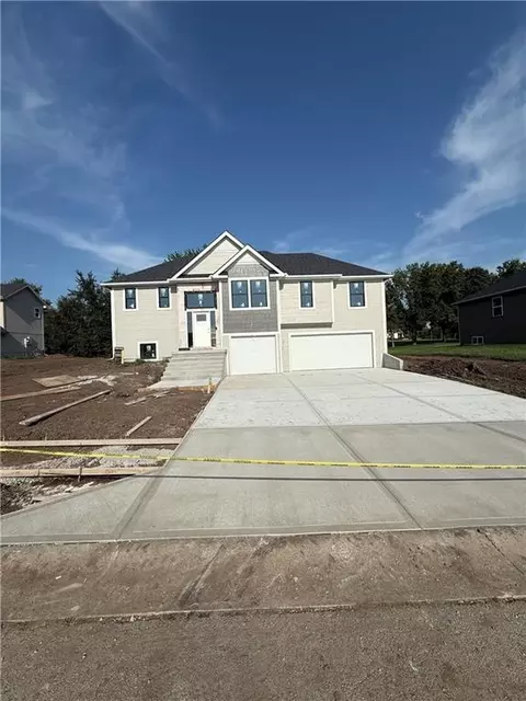 12406 Morgan St, Excelsior Springs, MO 64024