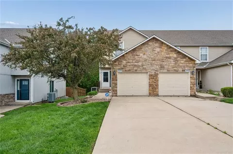 1644 N 128th St, Kansas City, KS 66109
