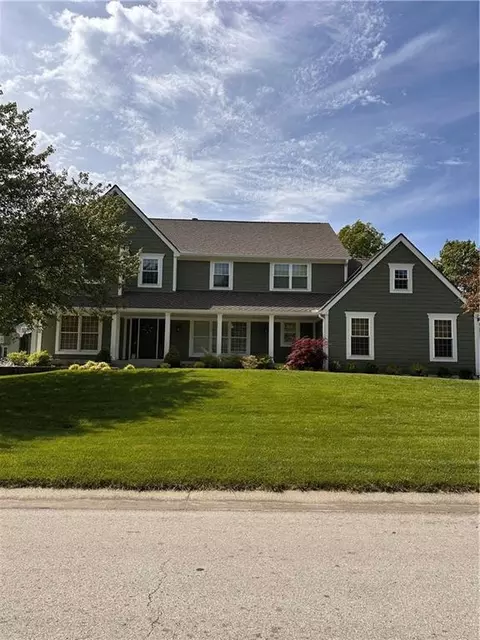 14124 Eby St, Overland Park, KS 66221