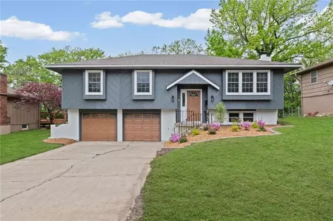 9822 Hardesty Ave, Kansas City, MO 64137