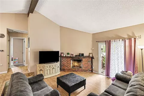 14025 Ballantrae Dr, Grandview, MO 64030