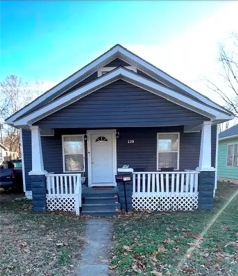 120 E 22nd St, Pittsburg, KS 66762