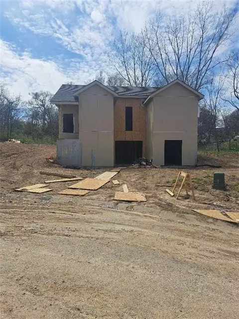 1942 N Valley Ave, Kansas City, KS 66104