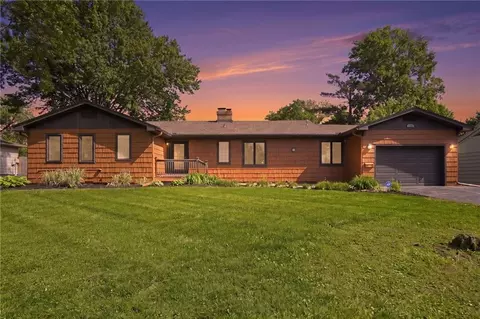 1316 E 108th St, Kansas City, MO 64131