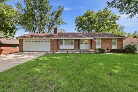 10300 E 72nd St, Raytown, MO 64133
