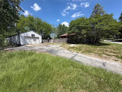 Exterior - 232 S County Line Rd, Windsor, MO 65360 photo 1 of 14