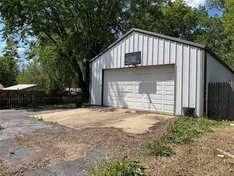 Other - 232 S County Line Rd, Windsor, MO 65360 photo 4 of 15