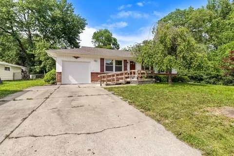 5314 NE 44th Ter, Kansas City, MO 64117