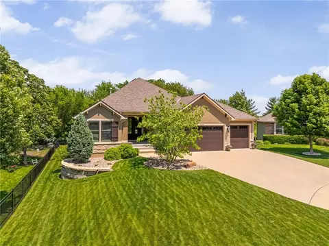 21544 W 176 Ter, Olathe, KS 66062