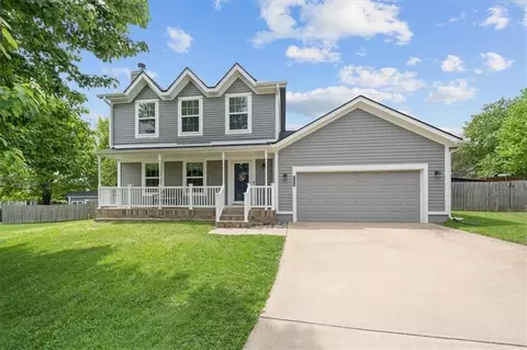 21719 W 51st Ter, Shawnee, KS 66226