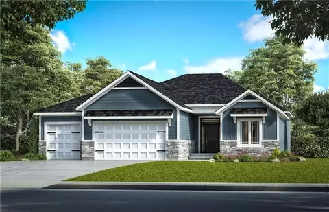 4021 NE Troon Dr, Lees Summit, MO 64064