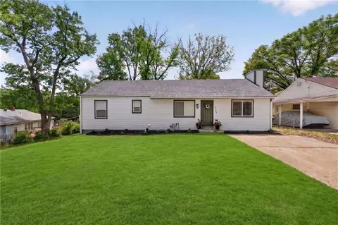 3409 NW 56th St, Kansas City, MO 64151