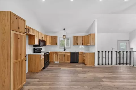 3409 NW 56th St, Kansas City, MO 64151