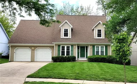 7304 W 114th Ter, Overland Park, KS 66210