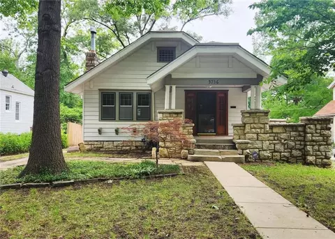 5736 Kenwood Ave, Kansas City, MO 64110