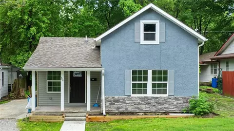 404 E Culton St, Warrensburg, MO 64093