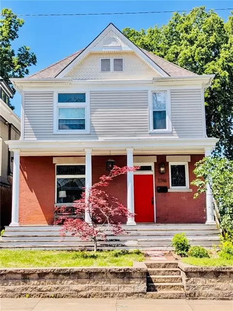 2746 Holmes St, Kansas City, MO 64109