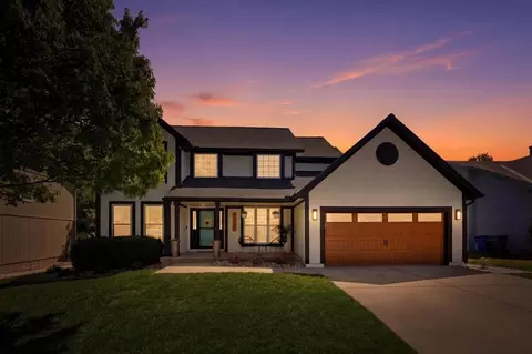 18229 W 157th Ter, Olathe, KS 66062