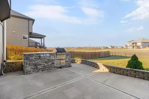 Exterior - 27810 E 133rd Ct, Lees Summit, MO 64086 photo 3 of 6