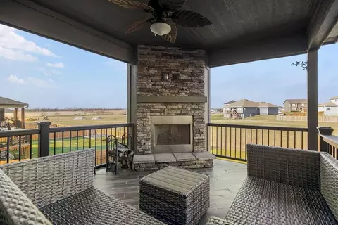 Exterior - 27810 E 133rd Ct, Lees Summit, MO 64086 photo 2 of 6